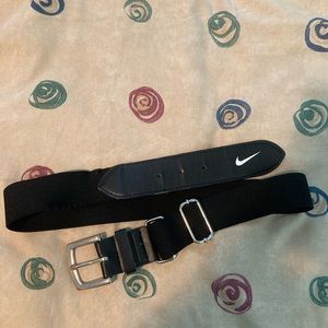 Nike softball belt
